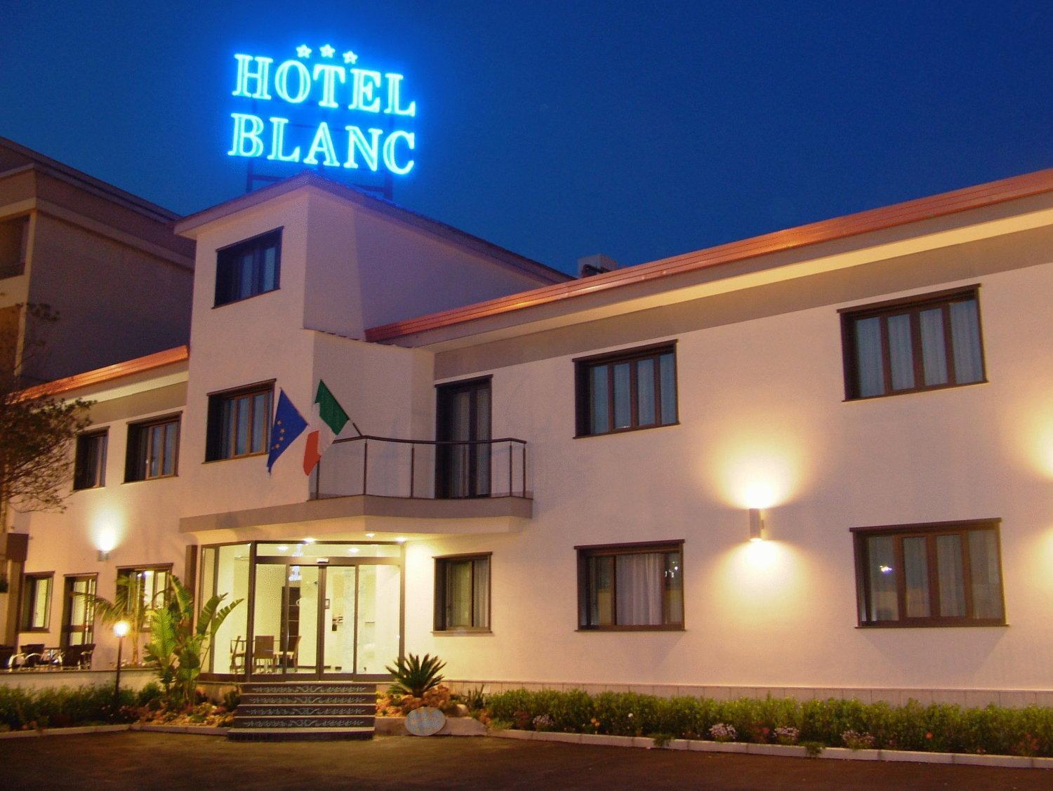 Hotel Blanc Casoria Zewnętrze zdjęcie